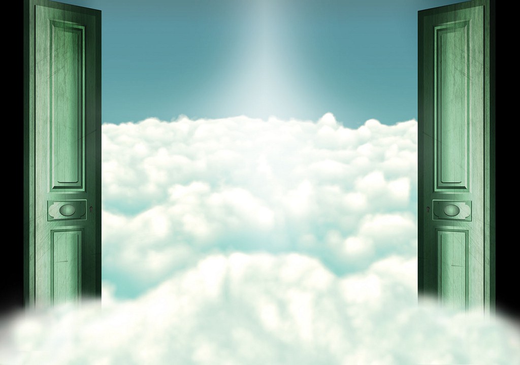 Флизелиновые фотообои в коридор небо 368x254 см Облака за дверями (2555V8)+клей