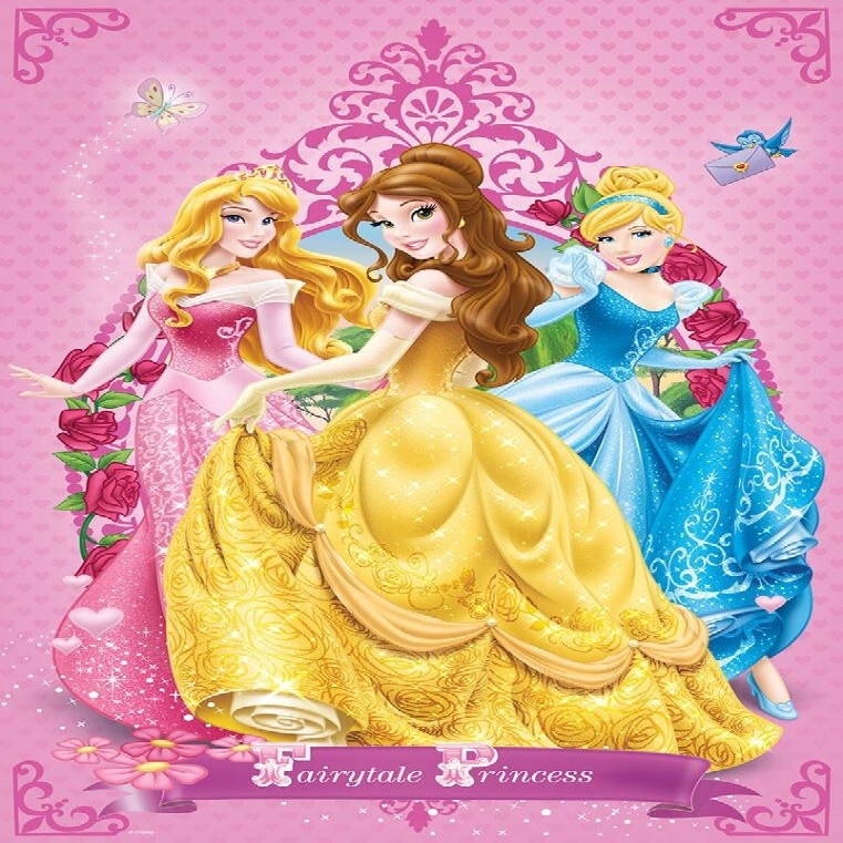 Картина на холсте 80х80 см Три принцессы (PPD37O2)