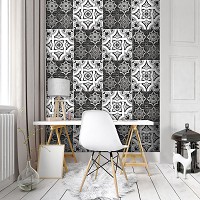 Флизелиновые фотообои в интерьере 184x254 см Черно-белая мозаика с абстрактным орнаментом под плитку 10104V4A+клей