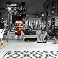 Флизелиновые фотообои с городом в интерьере 368x254 см Красный двухэтажный автобус в ночном Лондоне (10241V8)+клей