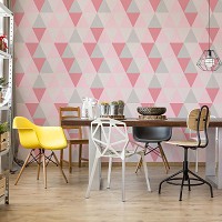 Повторяющийся узор на флизелиновых фото обоях 254x184 см Розовые треугольники (10728V4)+клей