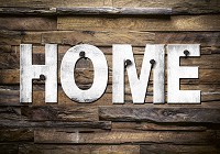 Флізелінові фото шпалери на стіну з написом 254x184 см Напис HOME на дошках (12598V4)+клей - вид 1 мініатюра