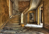 Флизелиновые фото обои город 254x184 см 3D Старая винтажная лестница (12619V4)+клей - вид 1 миниатюра