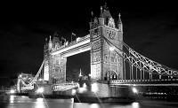 Ремонт зала с флизелиновыми фотообоями 312x219 см Черно-белый Тауэрский мост (235VEXXL)+клей