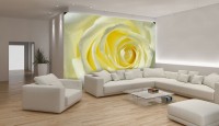 Ремонт зала с флизелиновыми фотообоями Большие цветы 312x219 см 3Д Бутон желтой розы (660VEXXL)+клей - вид 1 миниатюра