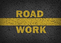 Популярные флизелиновые фотообои 254x184 см Асфальтовая дорога с надписью ROAD WORK (3724V4)+клей