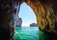 Флизелиновые фотообои 3д море горы 254x184 см Скалистые ворота (3599V4)+клей - вид 1 миниатюра